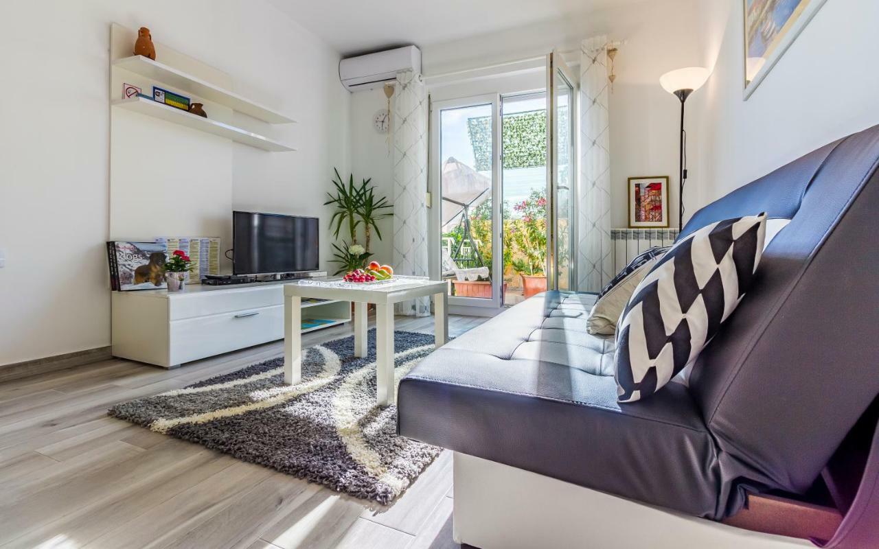 Apartment Mika Póla Kültér fotó