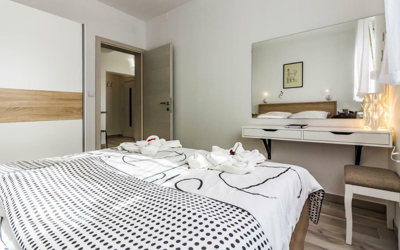 Apartment Mika Póla Kültér fotó