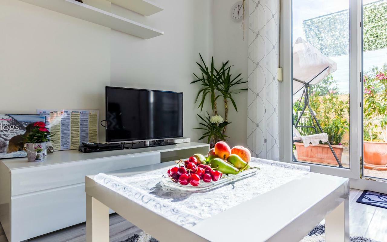 Apartment Mika Póla Kültér fotó